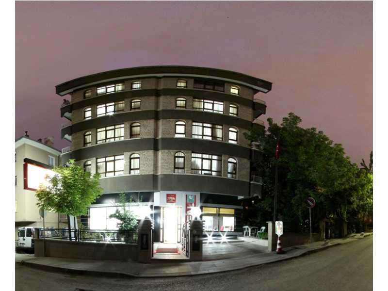 Bina Gece Dış Görünüş