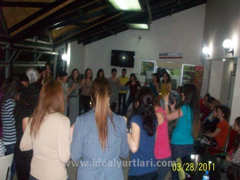 2. Moral Gecelerinde Doyasıya Eğlendik