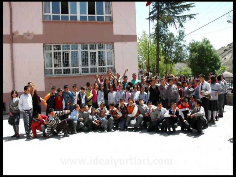 İdeal Öğrencilerinden Yardım Kampanyası