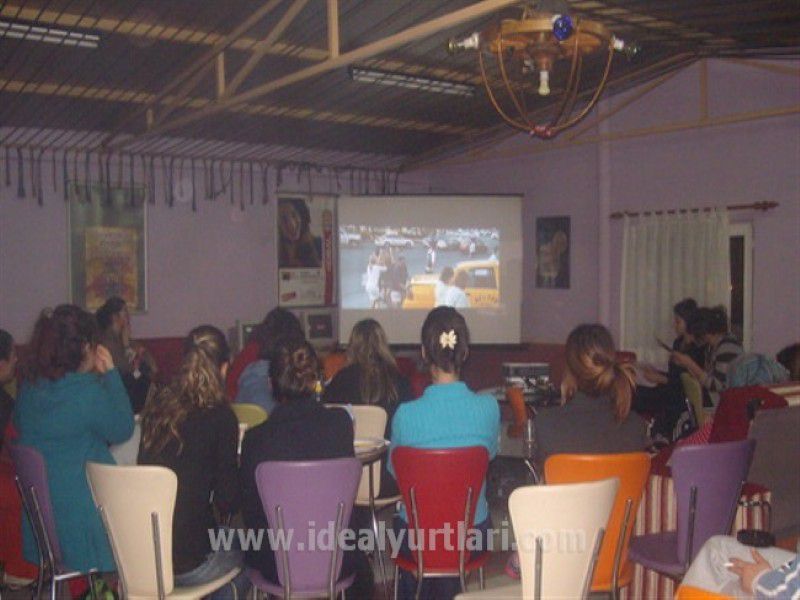 Sinevizyon Gösterileri