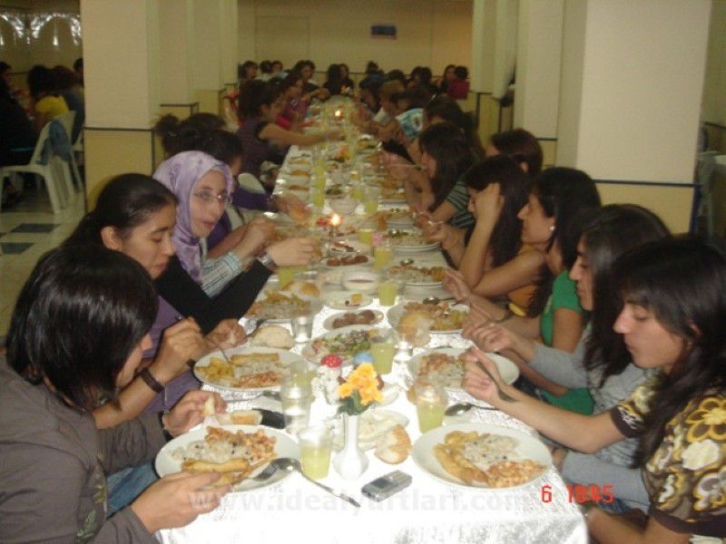İftarlar Bir Başkadır İdealde