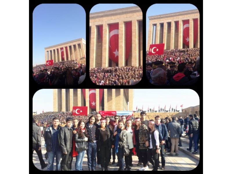 Atamızın Huzurundayız