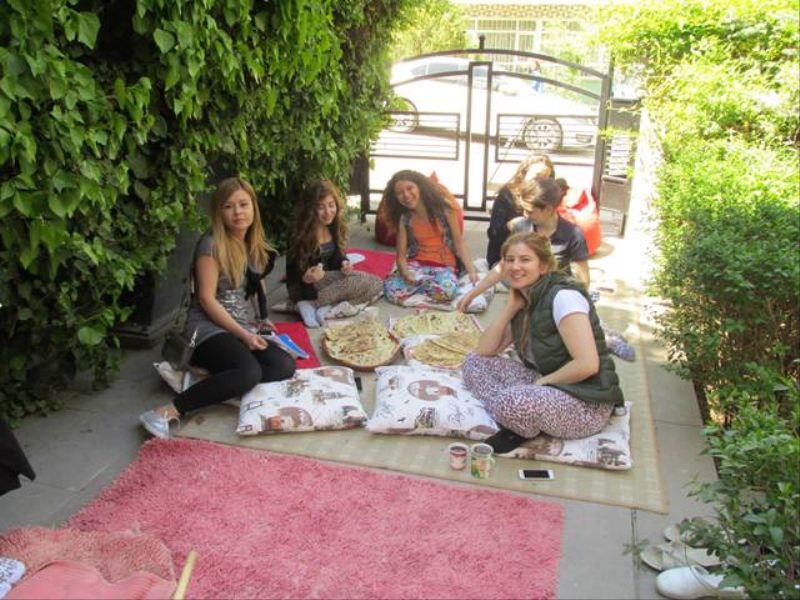 Saç Böreği İkramı