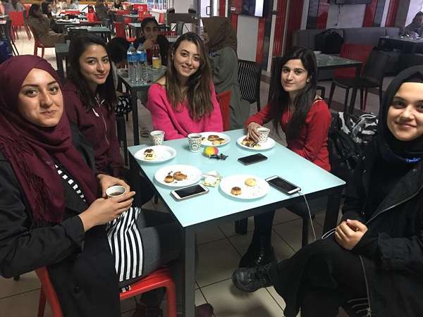 İdeal Yurtların'da 5 Çayı