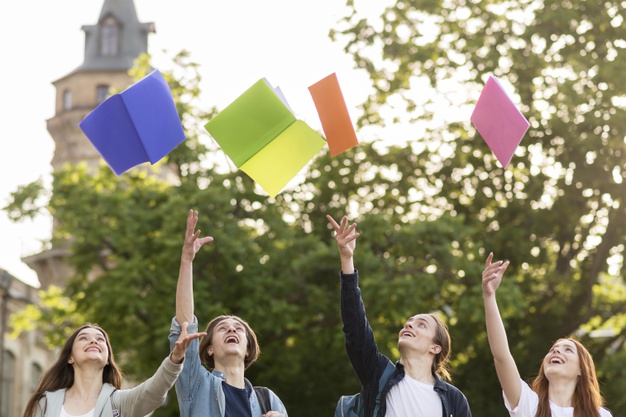 İSTANBUL’DA BİR ÜNİVERSİTELİ OLMAK