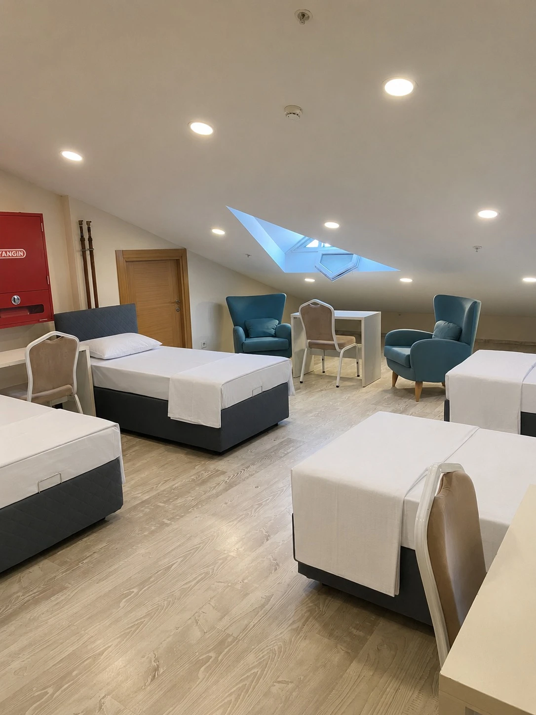 İstanbul Kağıthane Kız Öğrenci Yurdu 18. Şube 4 kişilik Oda