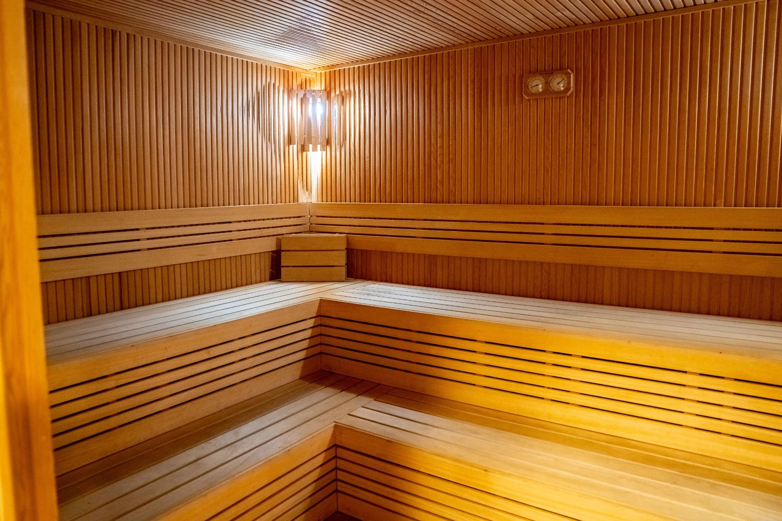 SAUNA